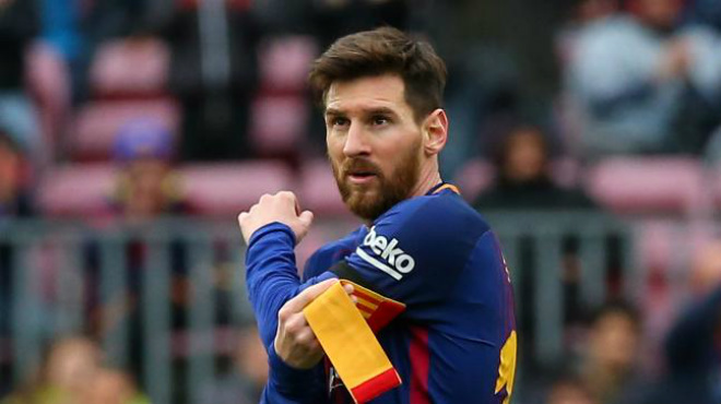 14 năm Messi được Barca ra mắt