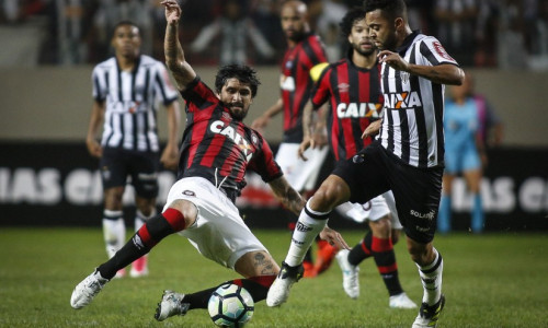 Soi kèo Parana vs Atletico Mineiro, 06h00 ngày 15/11 Brazil Serie A 2018/19